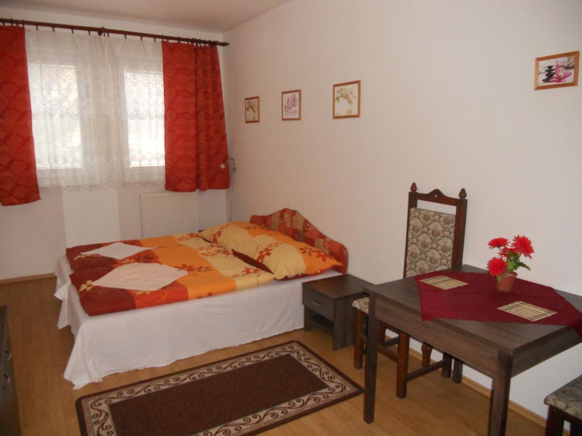 Motel Madona Banská Bystrica Room photo