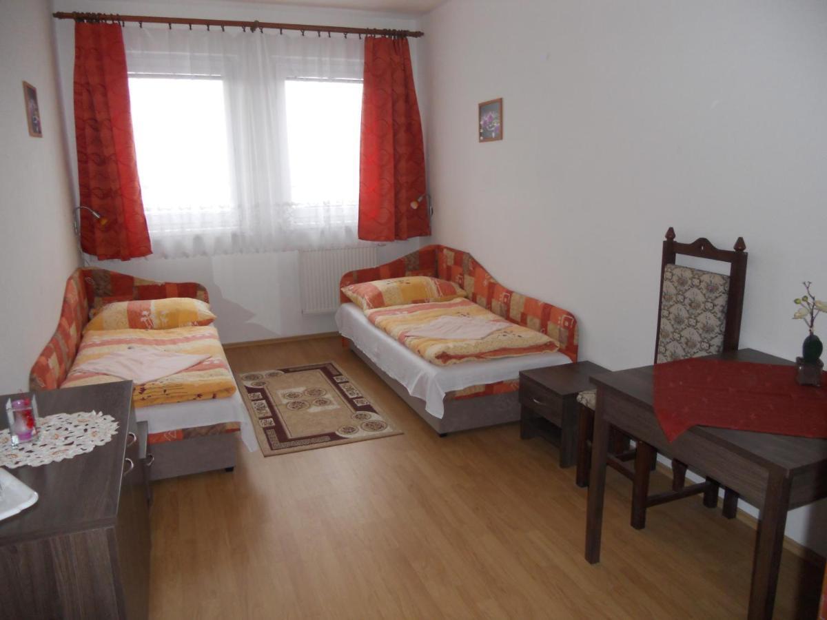 Motel Madona Banská Bystrica Room photo